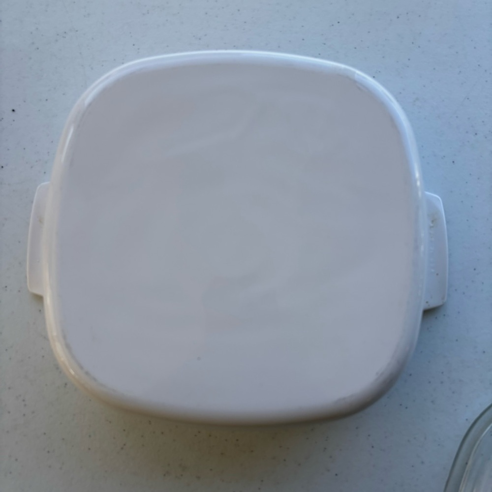 Corningware White Casserole Dish with Floral Design - Picture 6 of 8